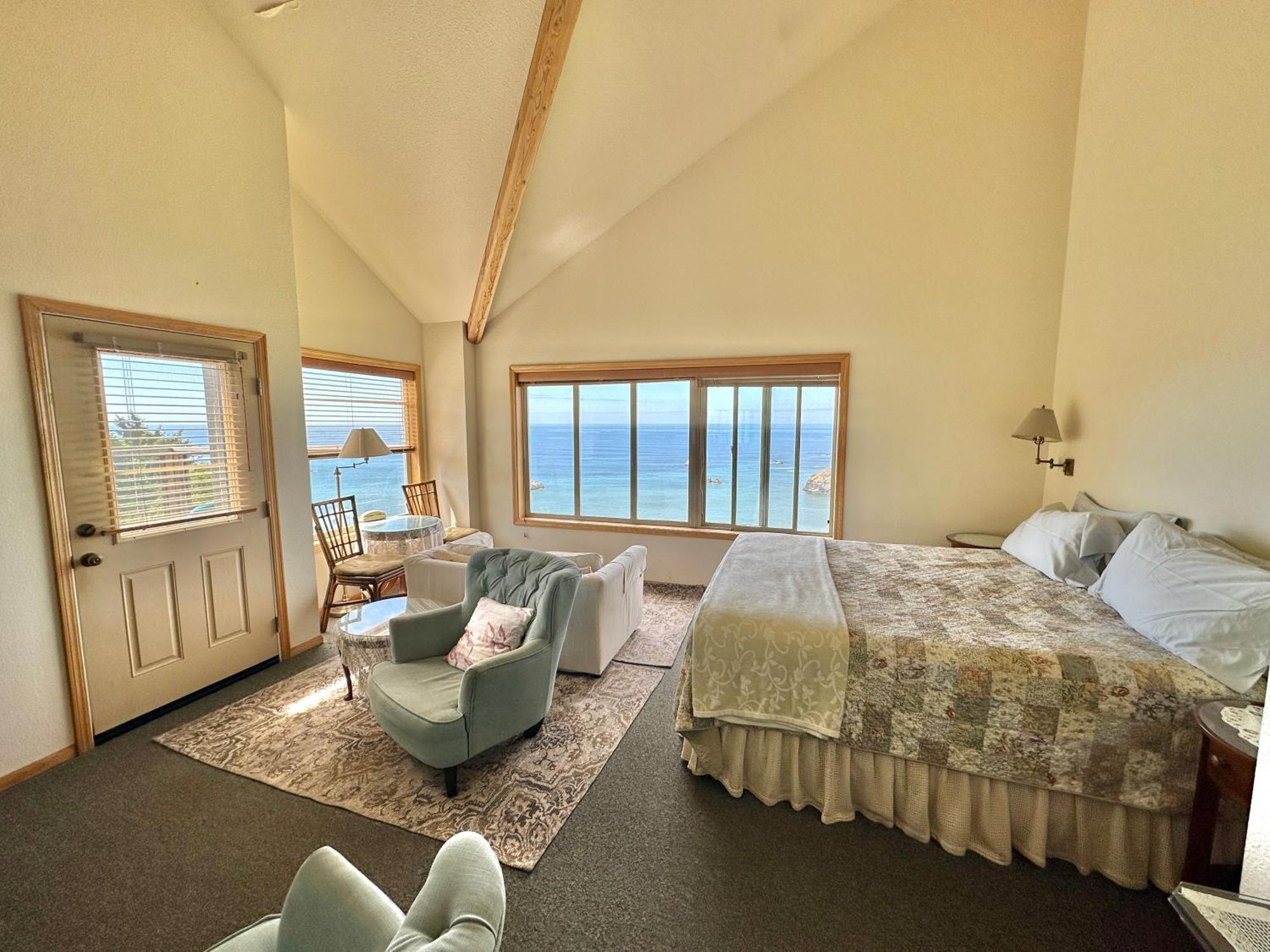 Turtle Rocks Oceanfront Inn 트리니다드 외부 사진